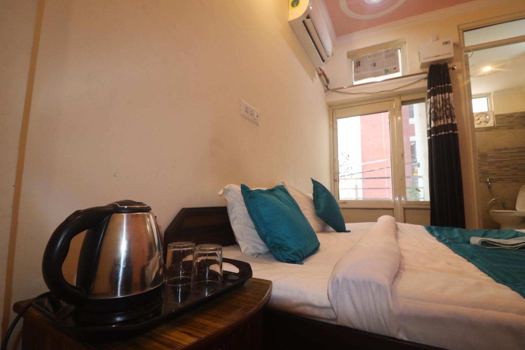 Triple One Hotel Tapovan Rishikesh,Near Laxman Jhula Exteriör bild